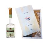 Kaffir Gin in houten kistje met tumbler
