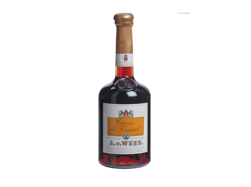Cinnamon liquor